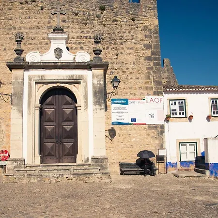 Charlie's Gasthof Ferrel (Leiria)